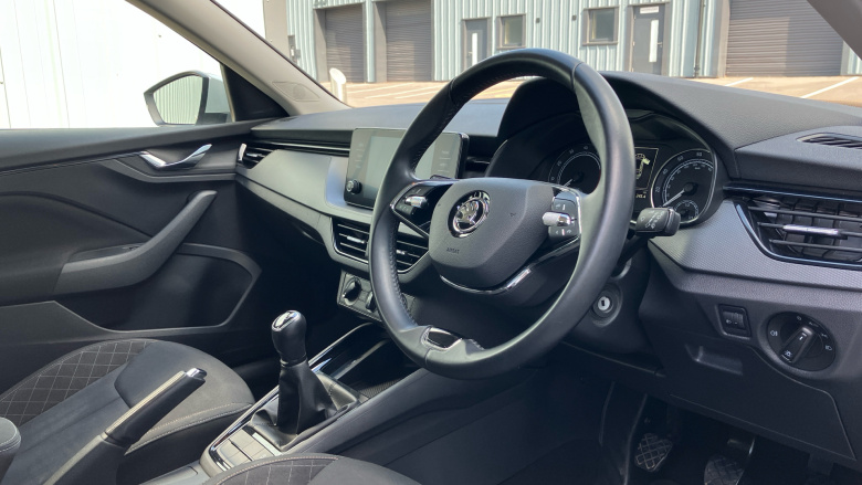 Skoda Kamiq 1.0 TSI 95 SE 5dr Petrol Hatchback